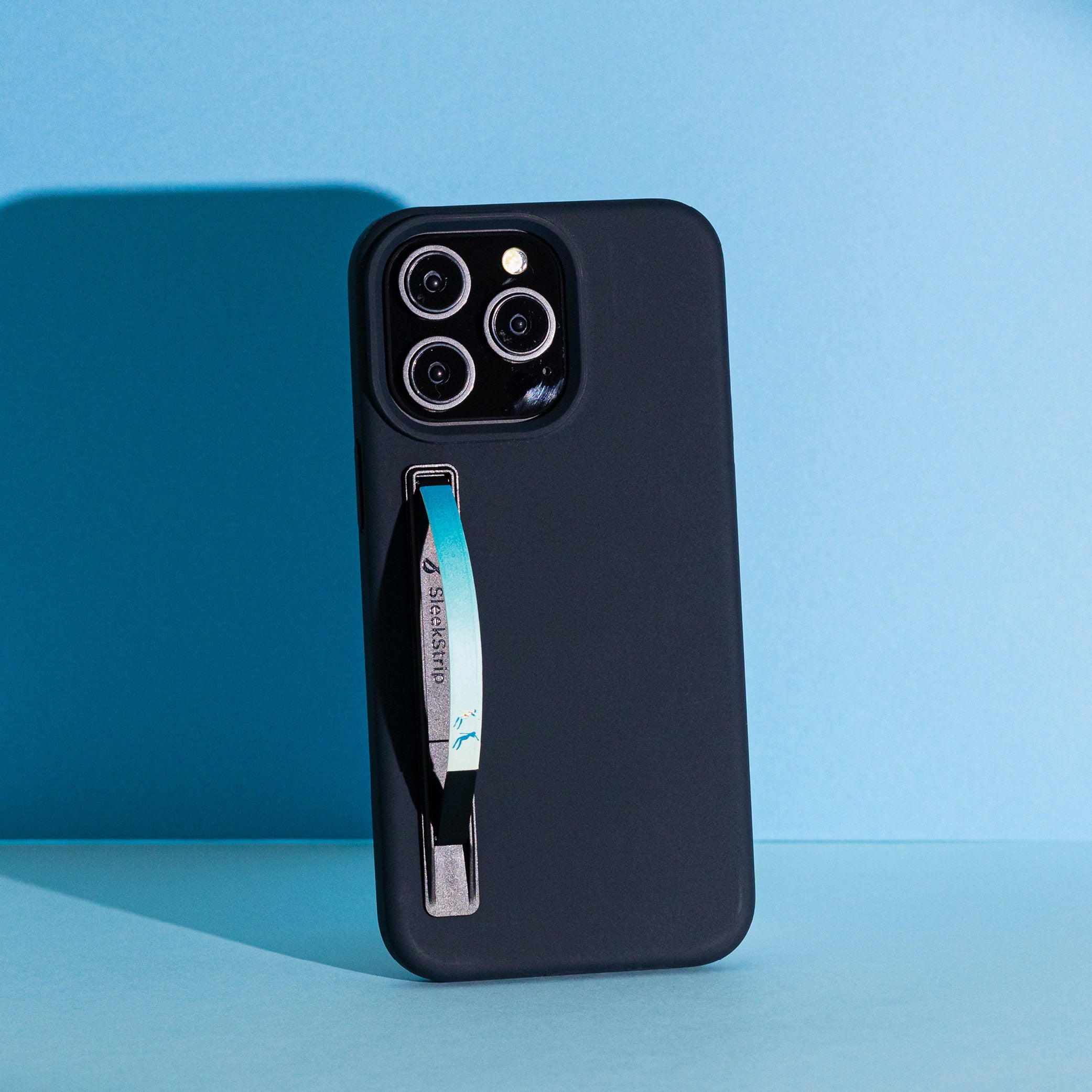 Matte Black x Floating Dream