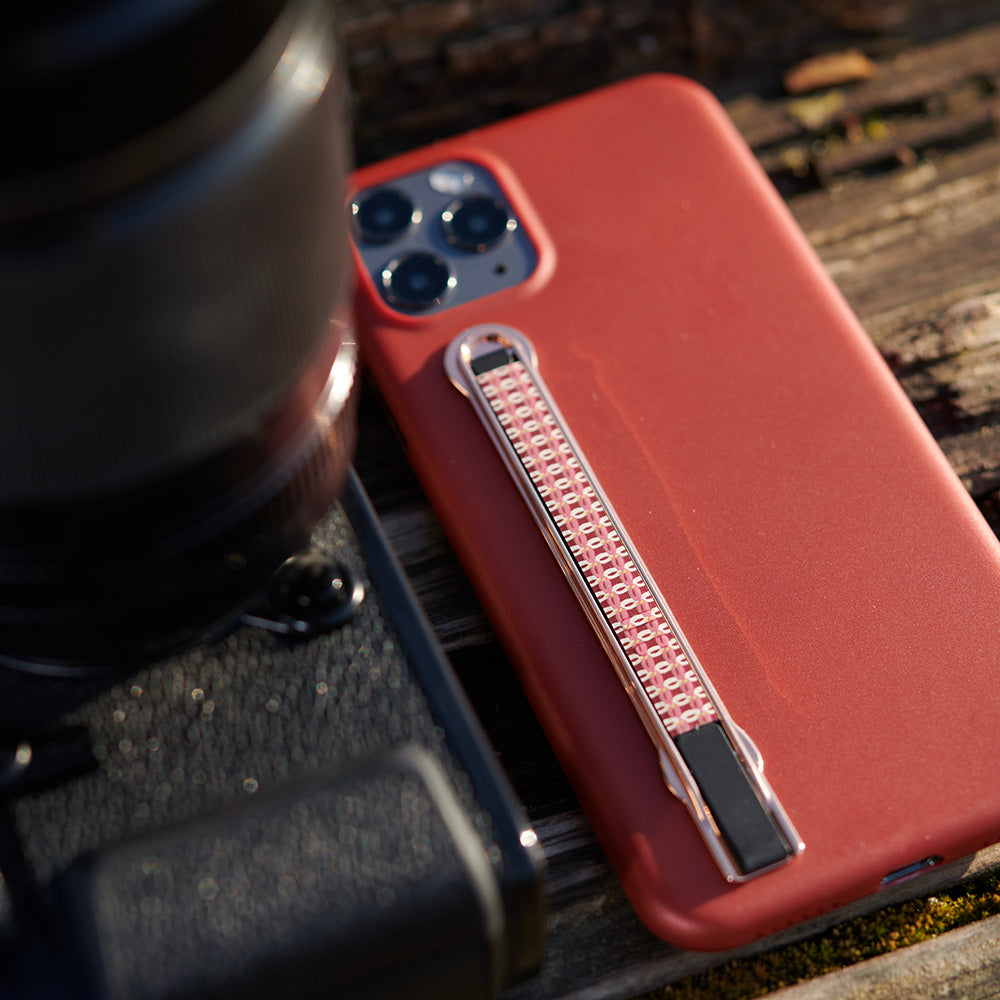 sleekstrip international design winner phone accessory