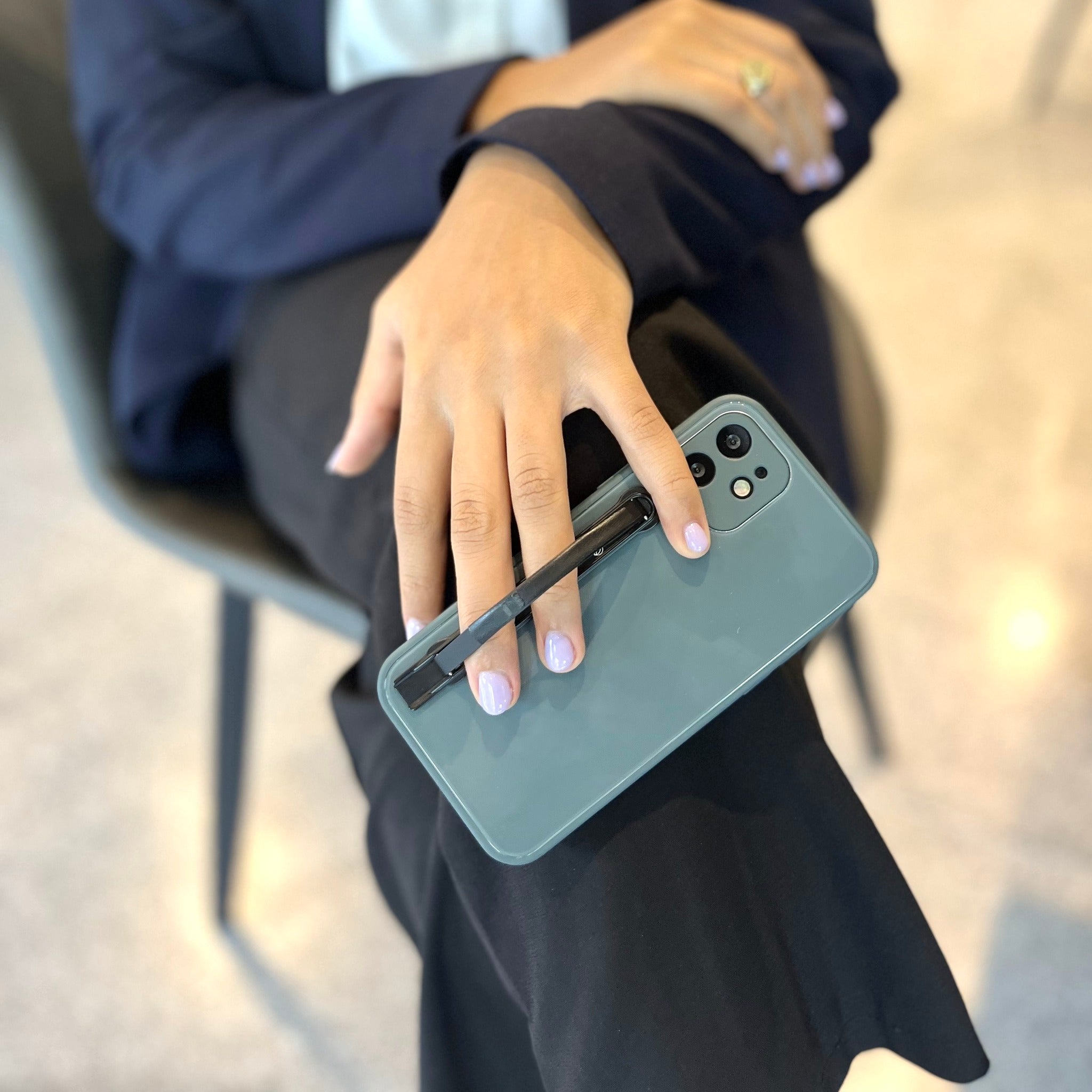 Matte Carbon x Black Vegan Leather